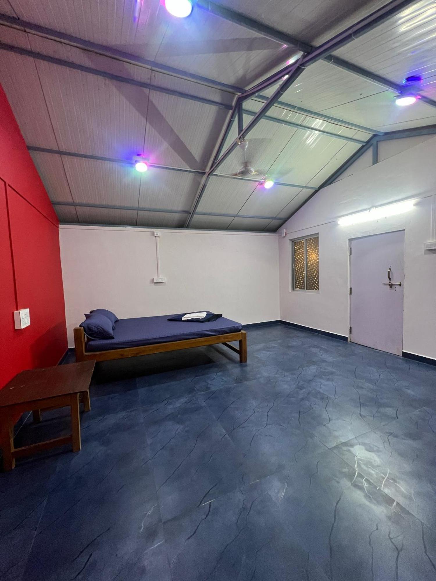 Goko Hostel Gokarna  Extérieur photo